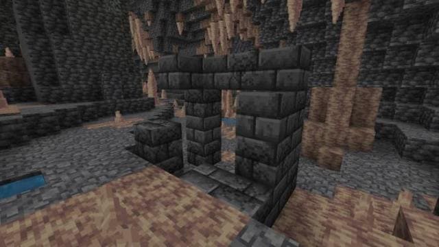 Маленькие древние руины