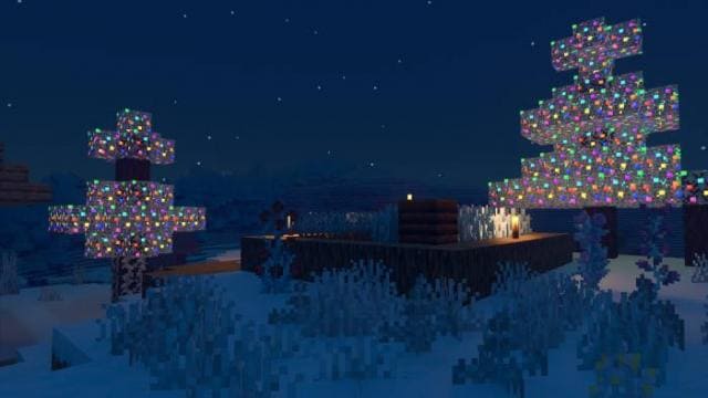 Гирлянды на деревьях