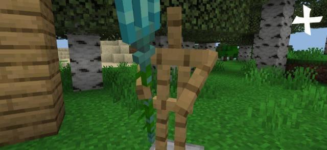 Трезубец в руке Стойки для брони