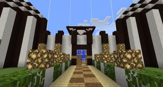 Черно-белый замок вид внутри