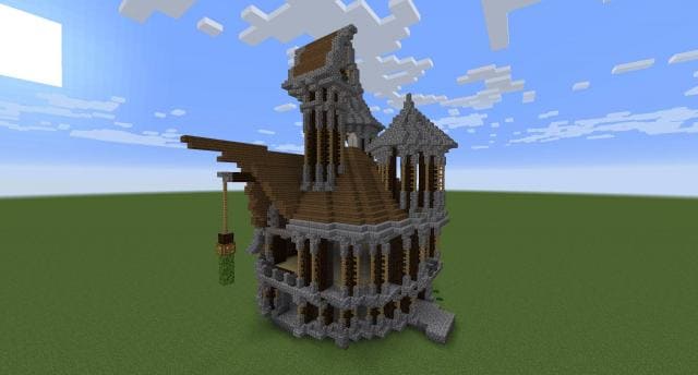 Необычный дом вид спереди