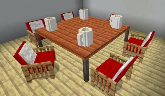 Чашки на столе