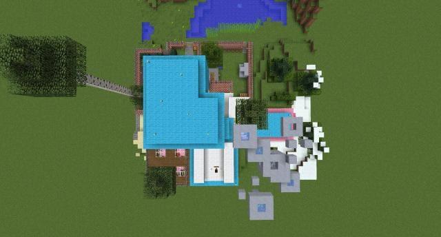 Синий дом вид сверху