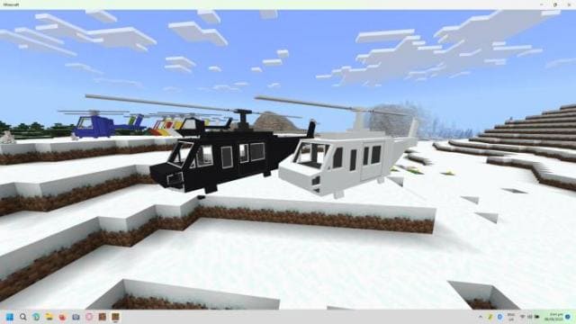 Два больших вертолета