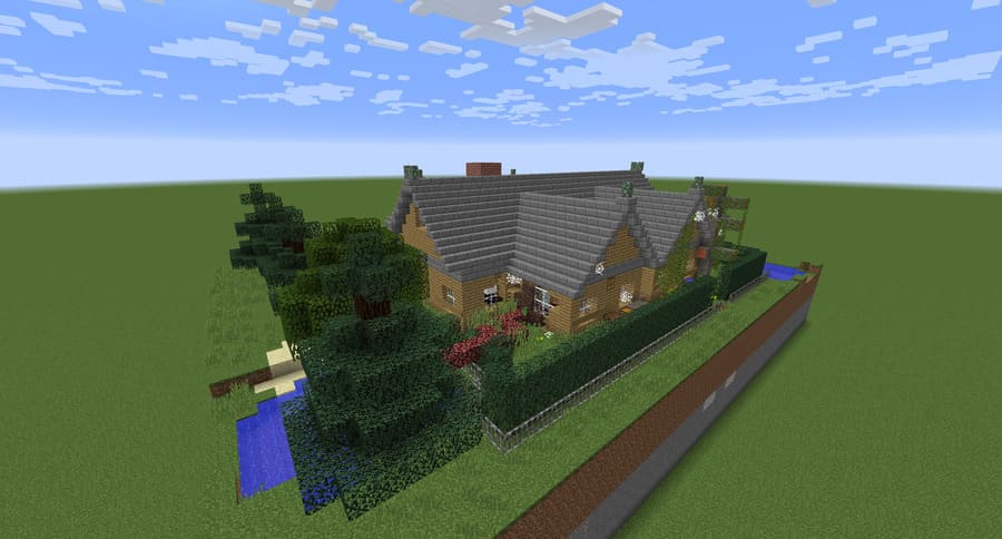 Заброшенный домик вид спереди