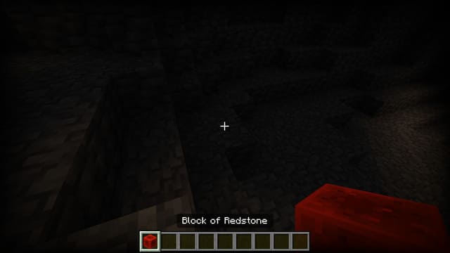 Блок красного камня